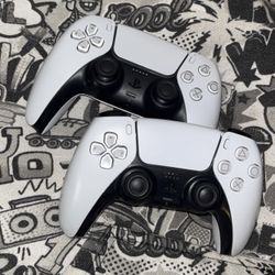2 PlayStation 5 DualSense Wireless Controller [StarLight white] [No stick Drift] [Only Used  Twice]