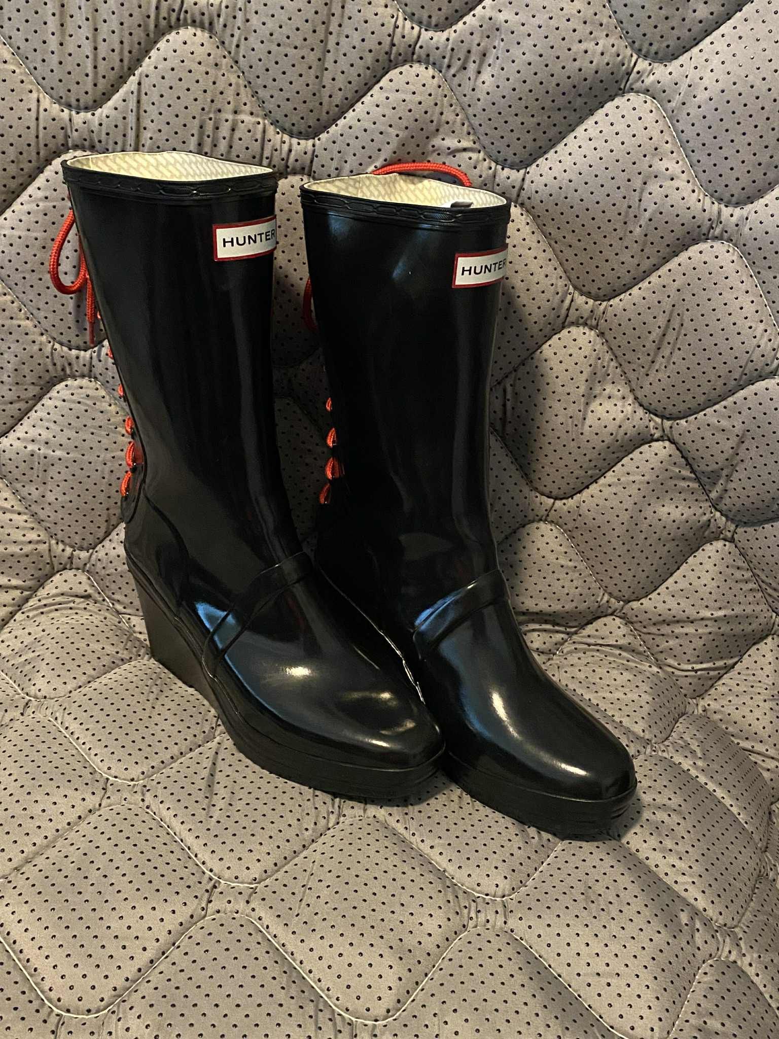Hunter Women’s Boots Size 9