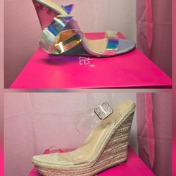 ShoeDazzle Wedge shoes Size 7