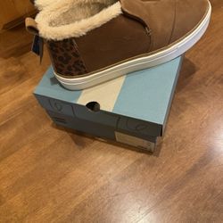 Woman’s New Toms Paxton Slip On Shoes Shipping Avail 