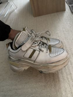 Distress Maison Margiela Sneakers Size 7 /7.5