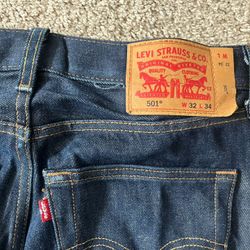 Levi 501’s Shrink To Fit 