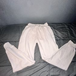 Lounge Woman’s Cuffed Sweatpants