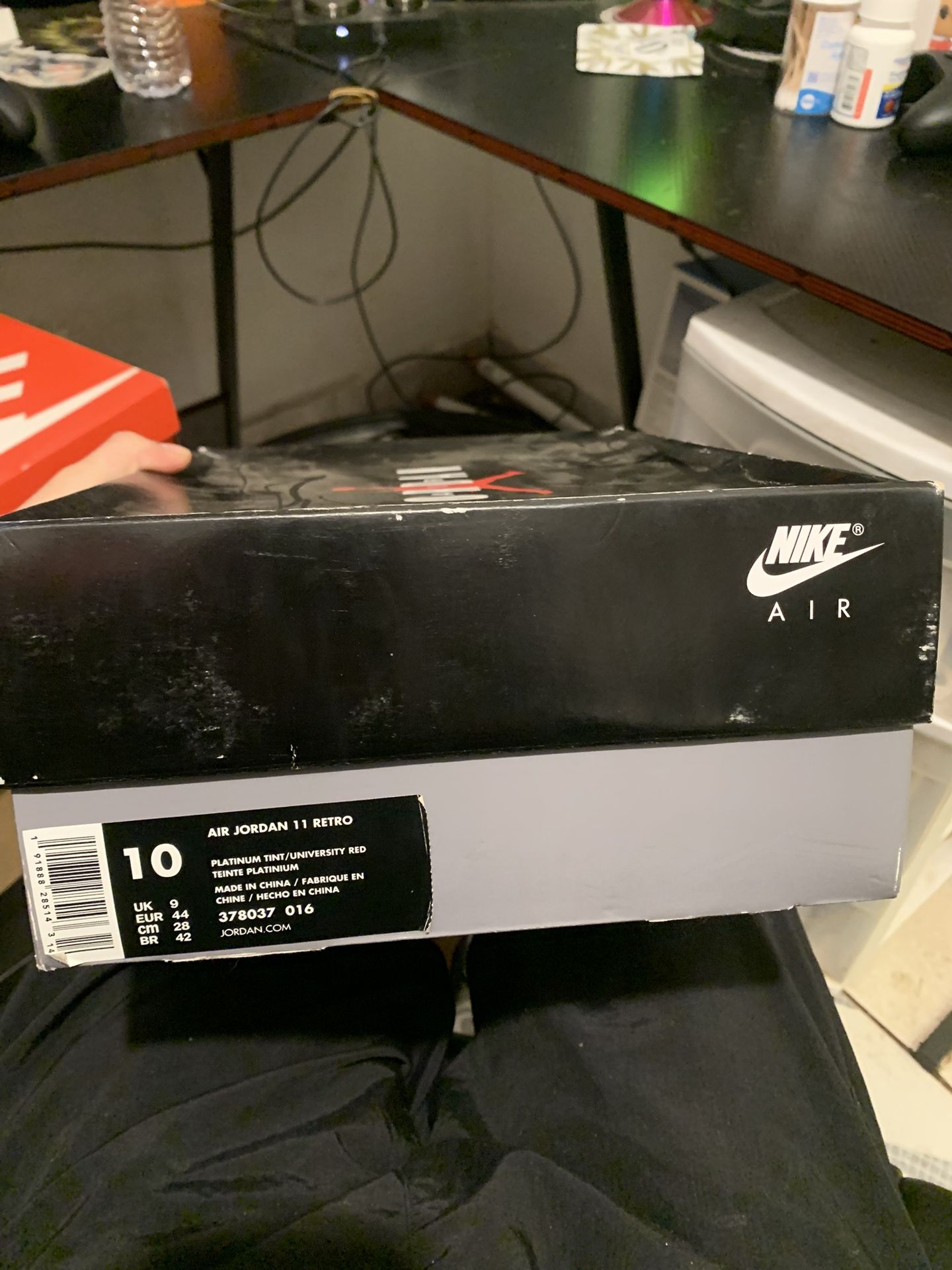 Air Jordan 11 Platinum Tint