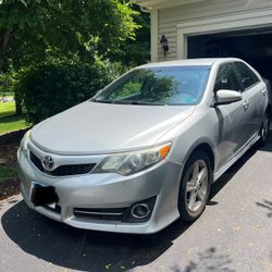 Toyota Camry Se Fwd - 2012 