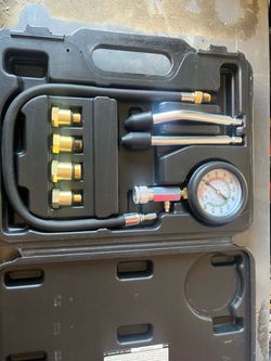 Engine Compression Tester Kit with Case