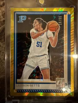 Lauren Betts