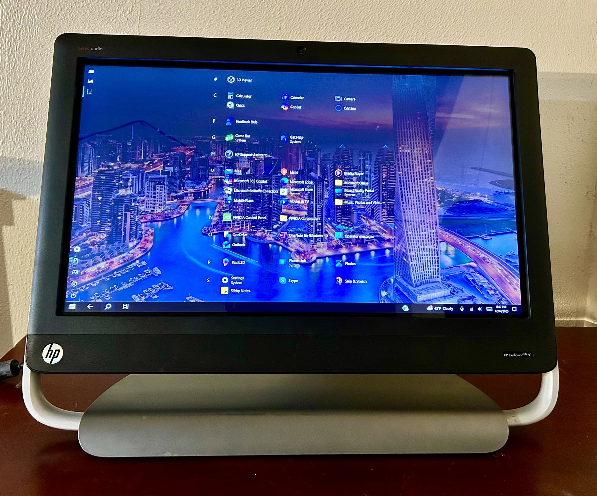 HP TouchSmart All in One Beats by Dre Desktop