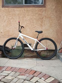 Landing Gear Big Flyer BMX Bike