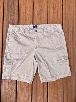 Khaki men’s shorts - size 40