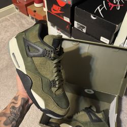 Air Jordan 4 Retro SE Craft ‘Olive’