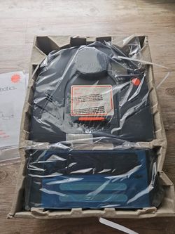 Neato Robotics Vaccume Robert 