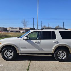 Ford Explorer ***3rd Row Seat **$5,700 CASH NO PAYMENTS 