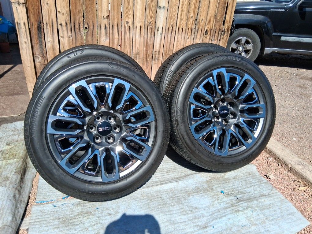 2025 NEW OEM ORIGINAL TAKEOFFS GMC YUKON DENALI ULTIMATE 22 INCH HAVE TPMS SENSORS TIRES BRIDGESTONE 99.99 DOT 1825 $ 2399