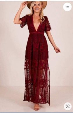 Maxi Dress In Wine Lace