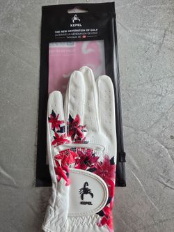 Kepel brand golf glove featuring a Flower  pattern Women's Size Medium NEW Left