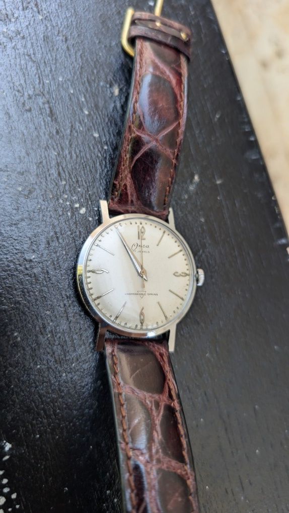 Onsa Mens Vintage Watch