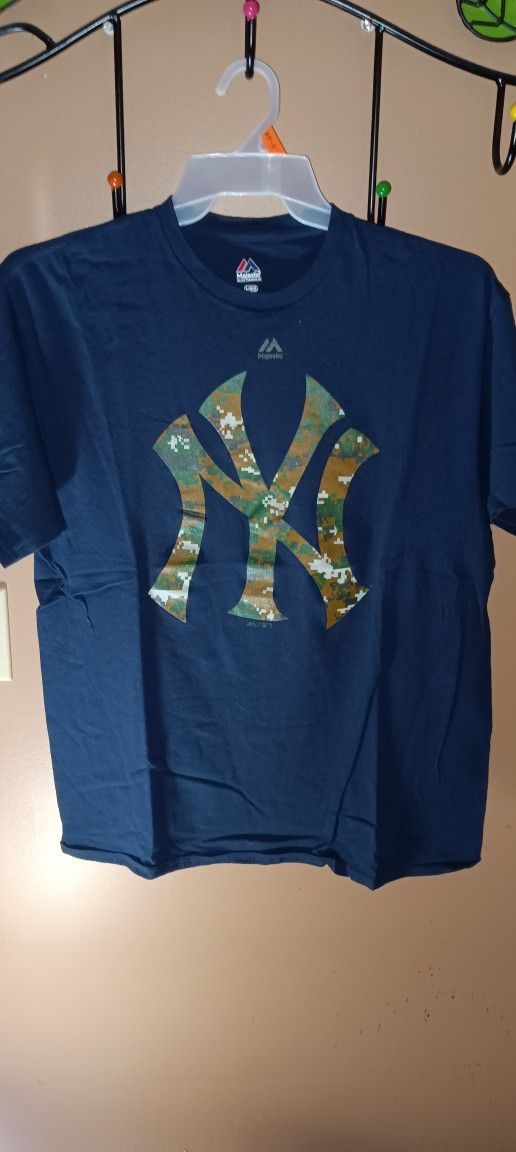 NY Yankees Camo Graphic Navy Blue MLB Baseball T Shirt Size Large