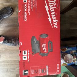 Milwaukee M18 18-Volt Lithium-lon Cordless Forced Air Propane Portable Heater (Tool-Only)