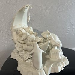 Dept 56 Snow Babies Crescent Moon Figurine