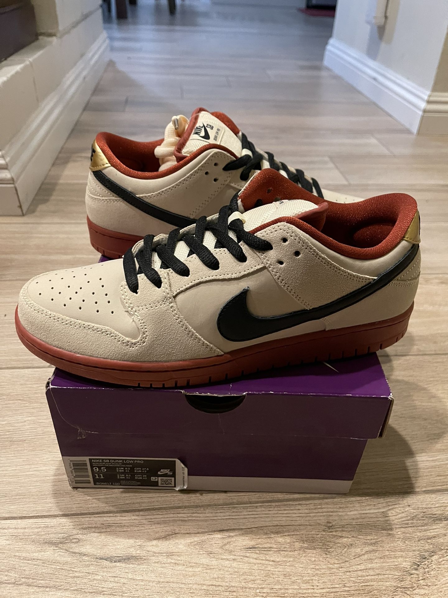 Nike SB Dunk Low Pro Hennessy Sz 9.5