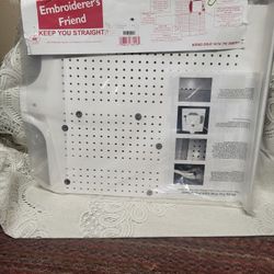 Embroiderer*s. Friend Hooping System