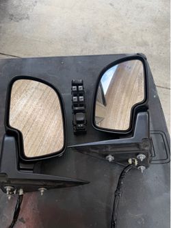 GMC Denali power folding mirrors and master window switch