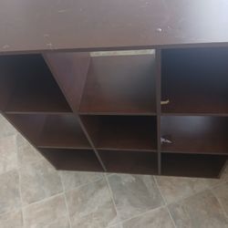Shelf Cubic