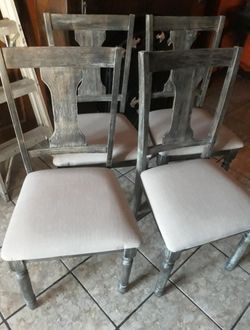 4 Chairs