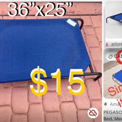 $15 Large elevated Breathable Dog Bed in great condition 3Feet by 25”