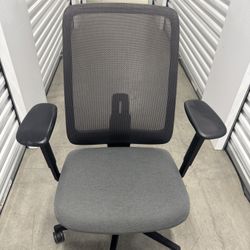Herman Miller Verus Office Chair
