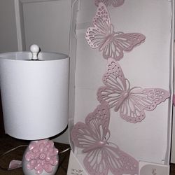 Girl’s Room Decor
