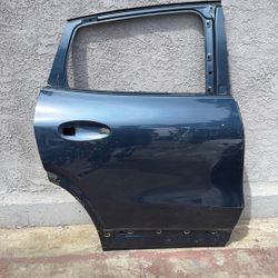 Mercedes Benz Glb-class Left Rear Door 2020 2021 2022 2023 2024 