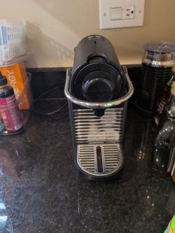 Nespresso Pixie Espresso Machine by Breville