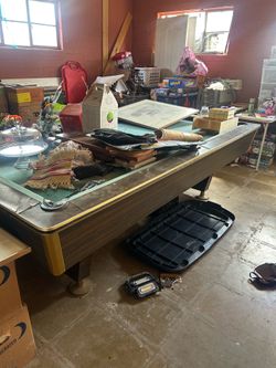 Pool table
