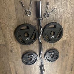 Beautiful BRAND NEW Curl Bar With Pair Of 25s And 10s 