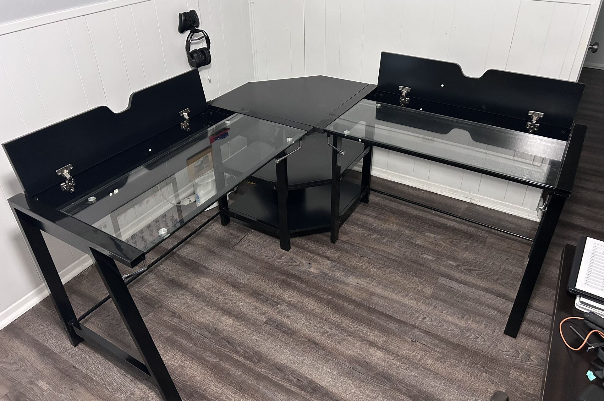 Black L Desk