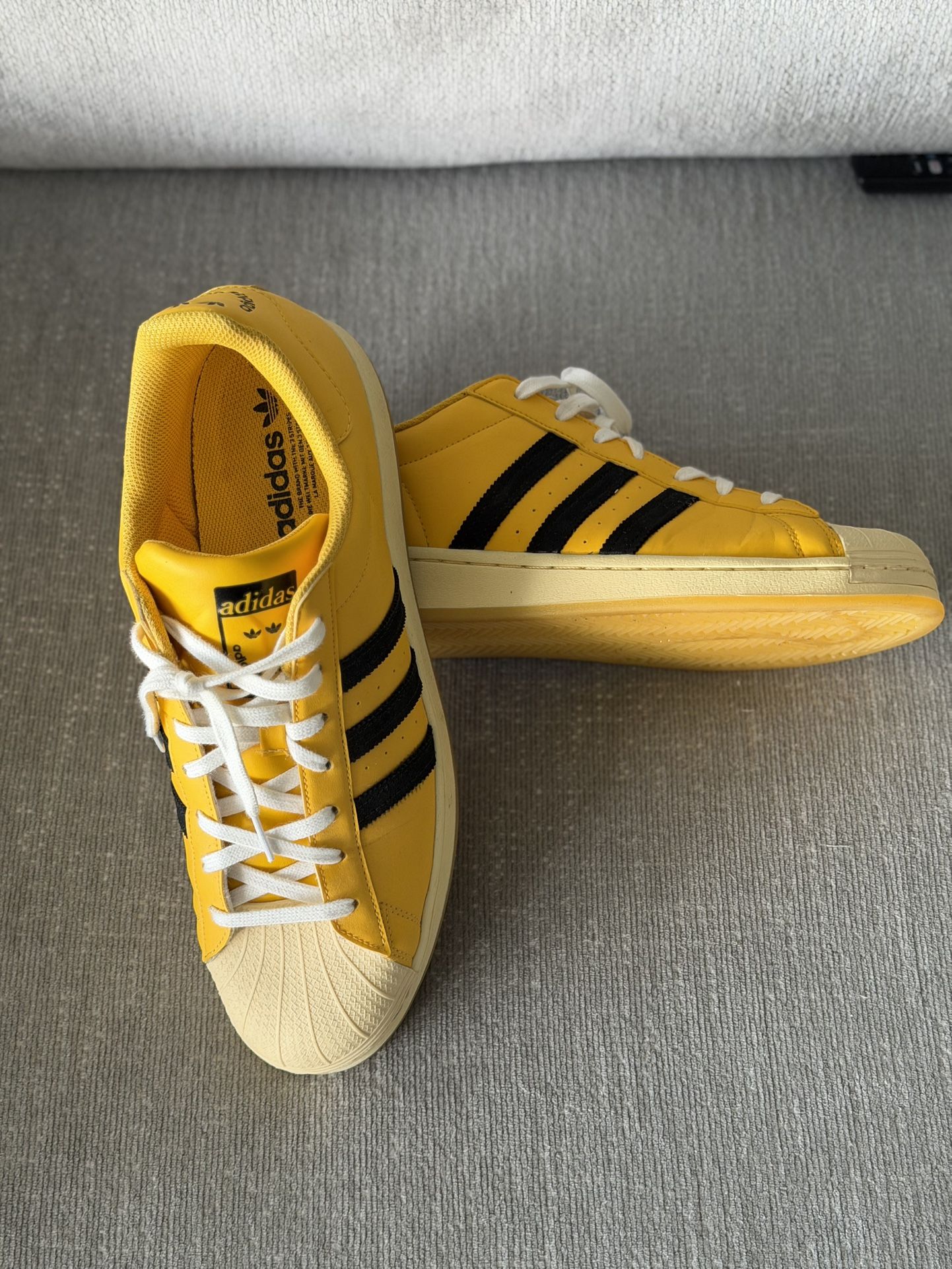 Adidas Shell Toe GY2070 Size 13 Us M