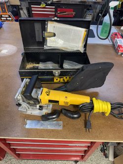 DeWalt Biscuit Joiner (Corded)