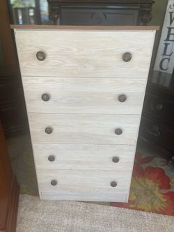 Gorgeous dresser