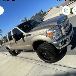 2012 Ford F-250 Super Duty XLT Crew Cab