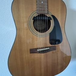 Fender Acoustic  Guitar W/amp Pickup