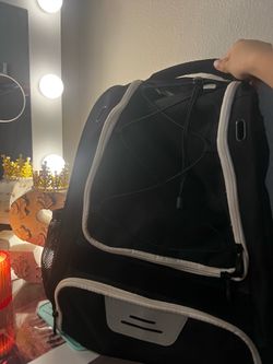 Selling softball bagpack