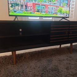 Hal 62.99'' Media Console