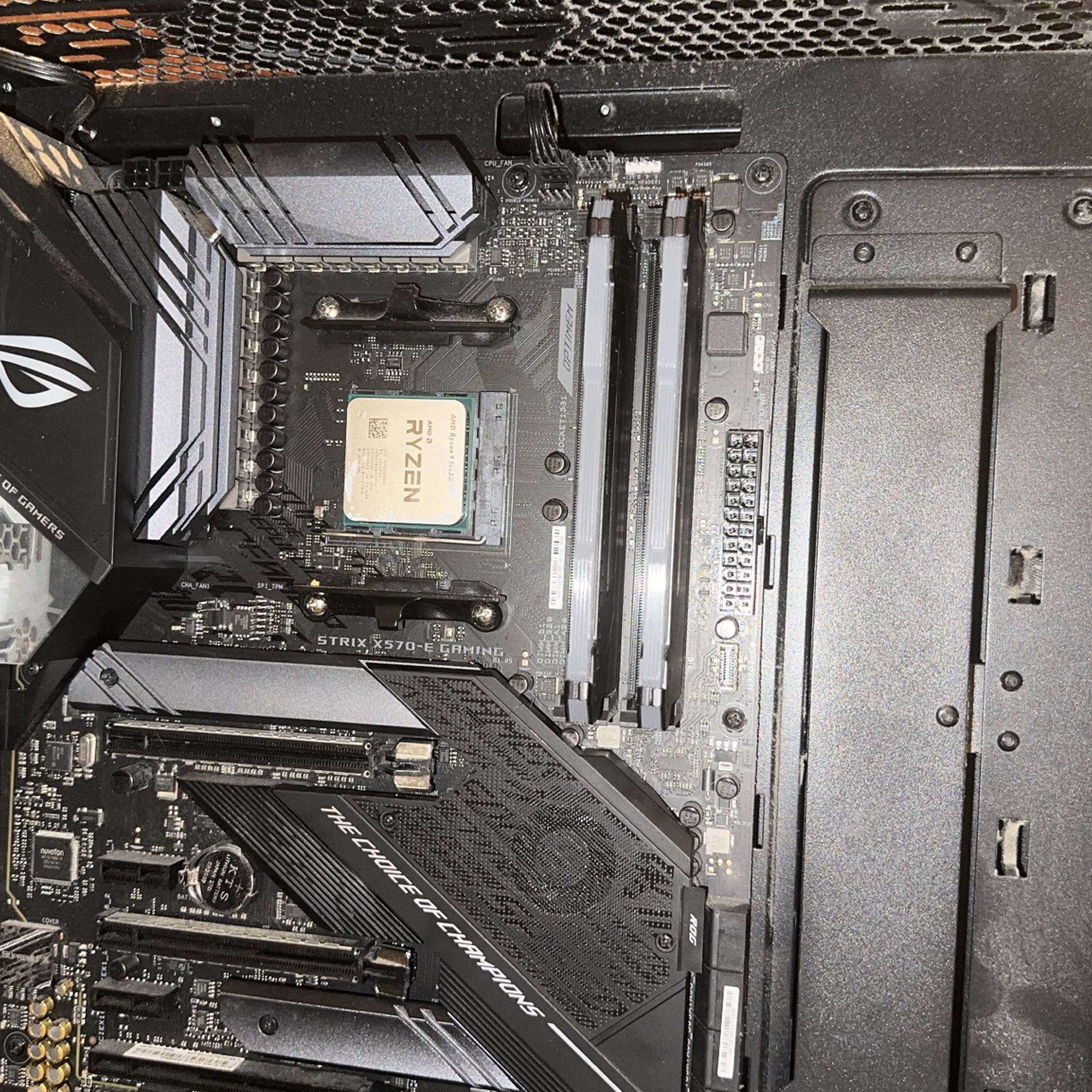 Asus Strix X570-E, Ryzen 5900x and 16 Gb 3600MHZ CL14 Ram