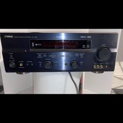YAMAHA RX-V559 Natural Sound AV Receiver