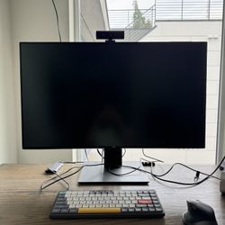32” Dell Monitor Model U3219Q