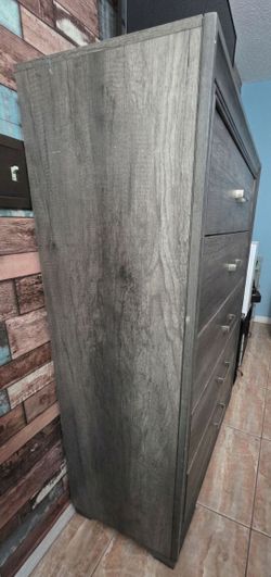 5-Tired Dresser