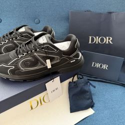 Dior B30 Black (size 10)