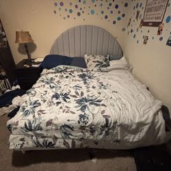 King Bed 